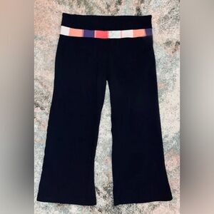 LULULEMON || Groove Reversible Capri in Black + Rainbow Band Leggings - SZ 6